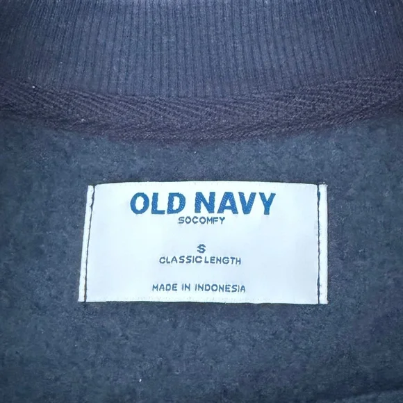 Old Navy Sweatshirt - Picture 5 of 7